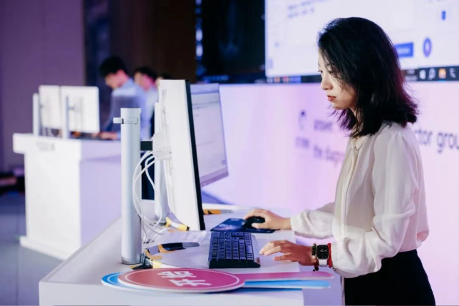 联影智能以技术破解行业痛点 影像智能体助力影像诊疗高效精准发展